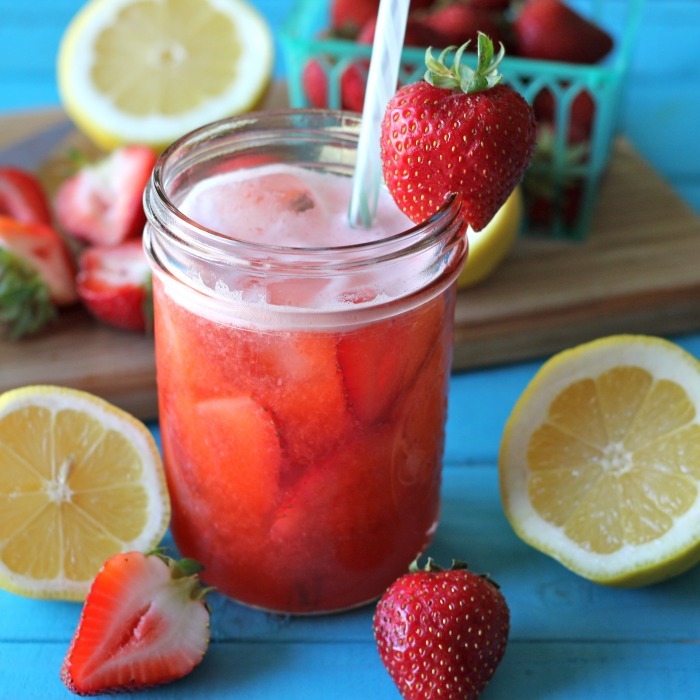 Photo du cocktail "Limonade à la fraise"